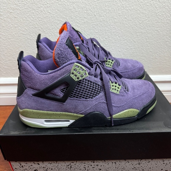 Jordan 4 Retro Canyon Purple (Women's) Size 12 - Picture 1 of 8